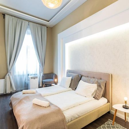 Spacious Luxury Apartment At The Heart Of Budapest Exterior foto